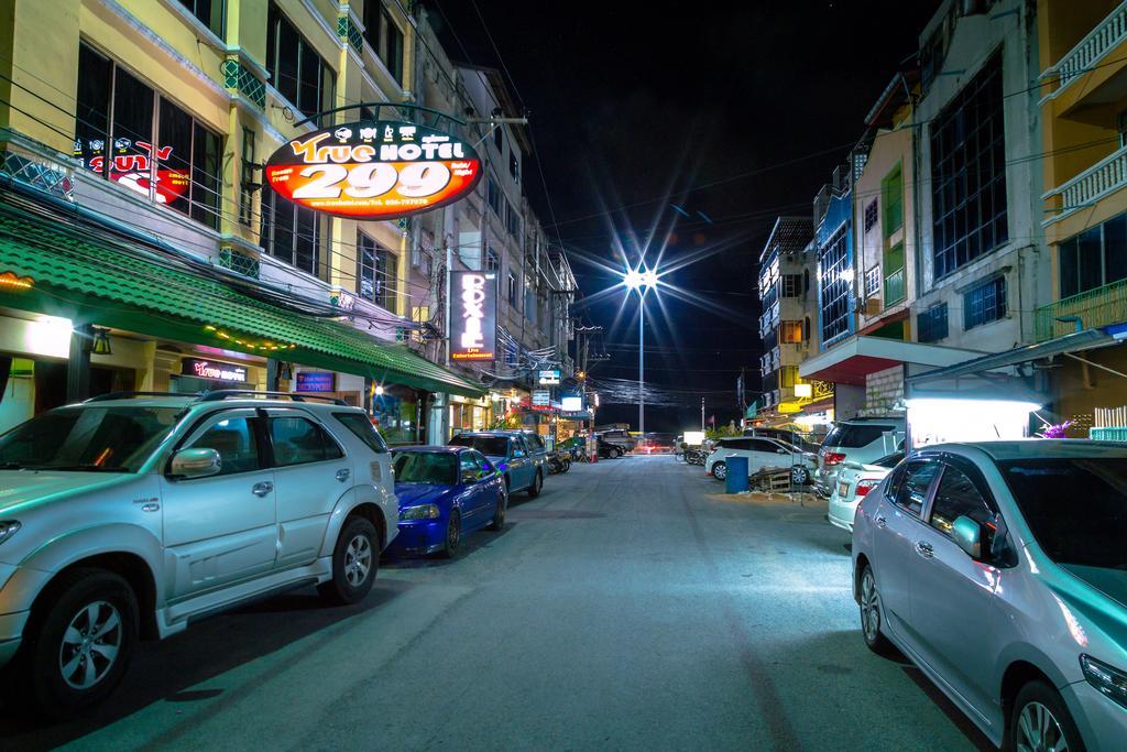 Casanova Inn Pattaya Extérieur photo