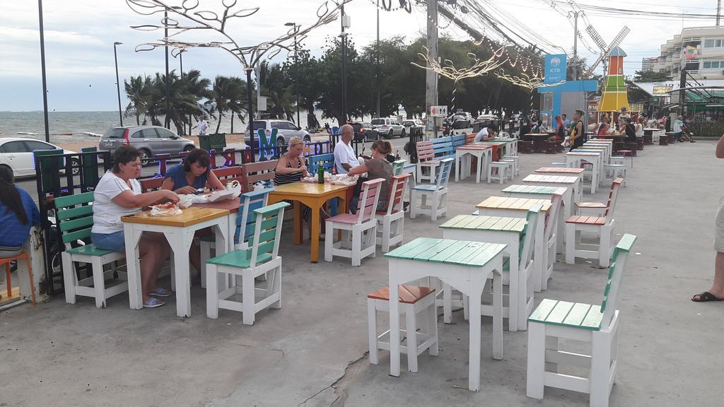 Casanova Inn Pattaya Extérieur photo