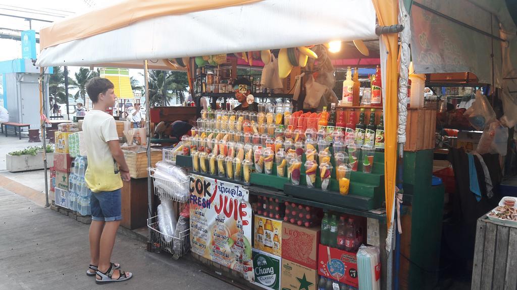 Casanova Inn Pattaya Extérieur photo